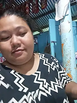 Snapshot of Glamourous_Smile16 chatting on July 5, 10:28 pm Glamourous Smile16 online show from July 5, 10:28 pm