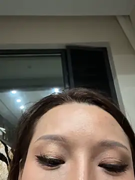 vivian0123 online show from June 28, 12:33 pm
