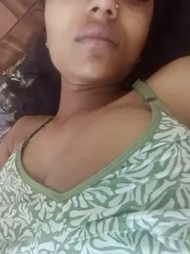 sizzling aaruhi online show from June 30, 2:56 am