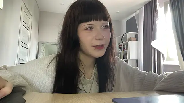 WendySliz online show from June 28, 8:20 am