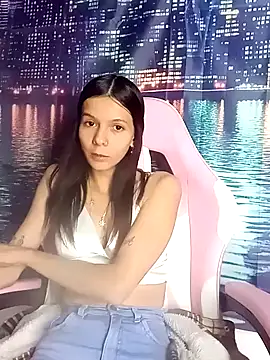 BigbuttBrooklyn  online show from June 28, 9:54 pm