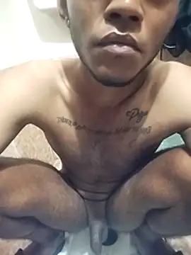 Snapshot of bigthickjunk chatting on July 1, 8:30 pm bigthickjunk online show from July 1, 8:30 pm