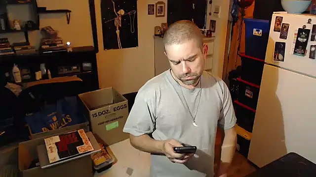 Daddy Werewolf online show from July 1, 6:04 am