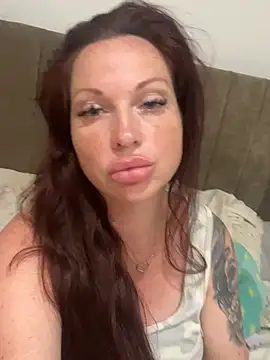 BustyBunny40 online show from July 1, 12:51 pm