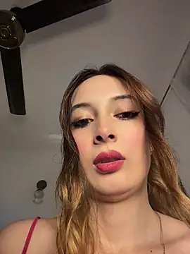 Snapshot of Evel_Rous chatting on July 2, 5:13 am Evel Rous online show from July 2, 5:13 am