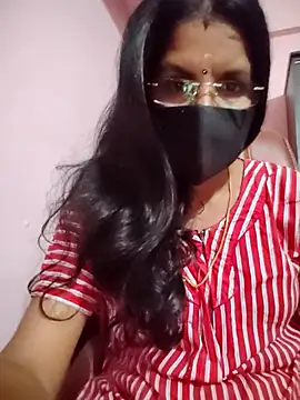 tamil peenqueen online show from July 4, 5:52 pm