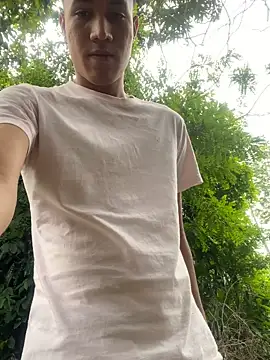 Aron 23cm bigcock online show from July 3, 8:04 pm
