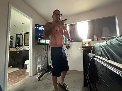 Johnvalderaz1989 online show from July 20, 2:08 pm