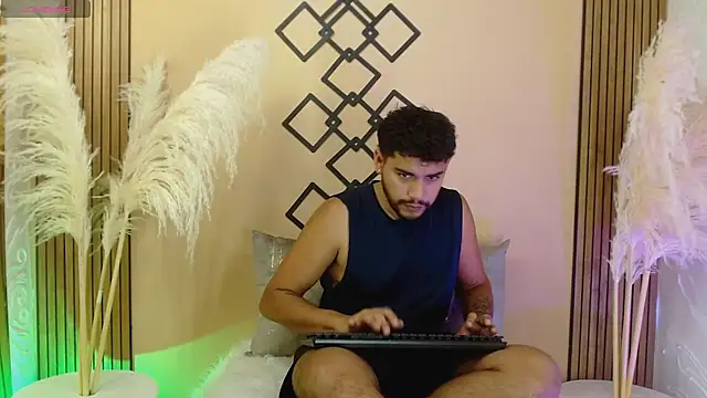 daniel  martines online show from July 3, 6:03 pm