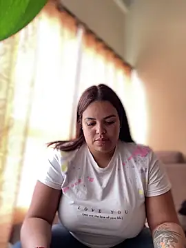 Snapshot of AliceStarshine chatting on February 28, 7:35 pm AliceStarshine online show from February 28, 7:35 pm