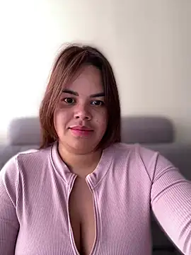 Snapshot of AliceStarshine chatting on March 5, 2:23 pm AliceStarshine online show from March 5, 2:23 pm