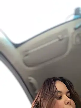 Snapshot of AliceStarshine chatting on March 8, 4:39 pm AliceStarshine online show from March 8, 4:39 pm