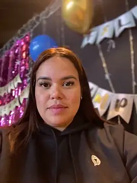 Snapshot of AliceStarshine chatting on March 18, 5:53 pm AliceStarshine online show from March 18, 5:53 pm