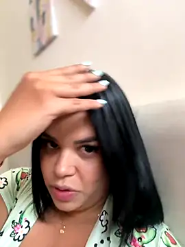 Snapshot of AliceStarshine chatting on September 21, 4:52 pm AliceStarshine online show from September 21, 4:52 pm