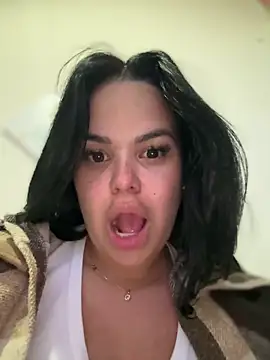 Snapshot of AliceStarshine chatting on October 5, 4:22 am AliceStarshine online show from October 5, 4:22 am