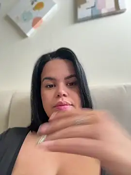 AliceStarshine online show from May 5, 3:09 pm