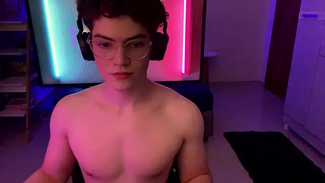 twinkzinhobr online show from July 29, 2:10 am