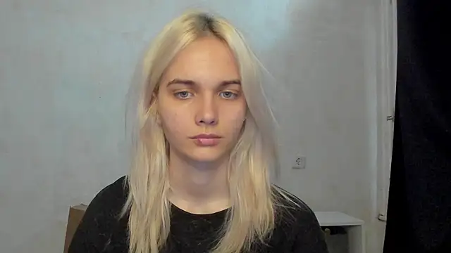 Snapshot of LanaCute chatting on July 12, 8:16 am LanaCute online show from July 12, 8:16 am