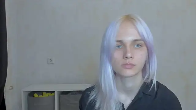Snapshot of LanaCute chatting on July 13, 11:02 am LanaCute online show from July 13, 11:02 am