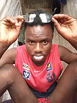 Snapshot of Sexboi254 chatting on July 7, 2:32 pm Sexboi254 online show from July 7, 2:32 pm
