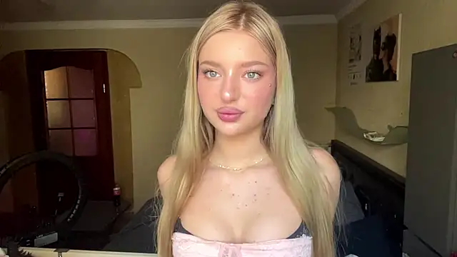 StacyHolmes online show from July 8, 11:04 am