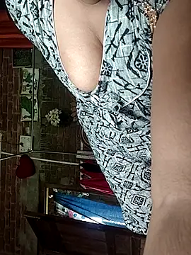 Girlstrip1 online show from August 1, 4:12 am