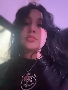 Taelynn- online show from July 11, 10:44 pm