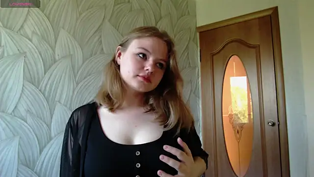 Nana Moon1 online show from July 10, 1:21 am