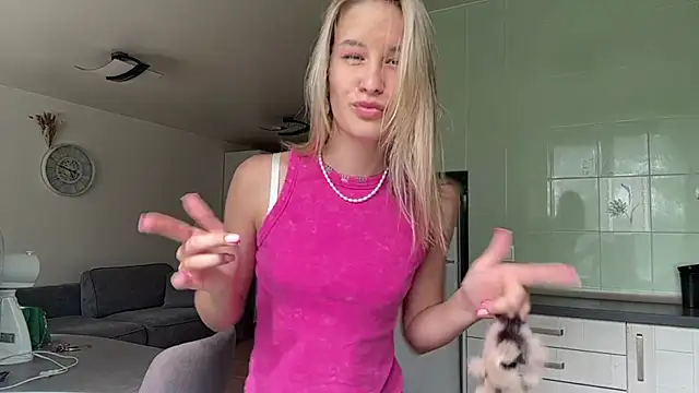 CryBaabyy online show from July 10, 9:56 am