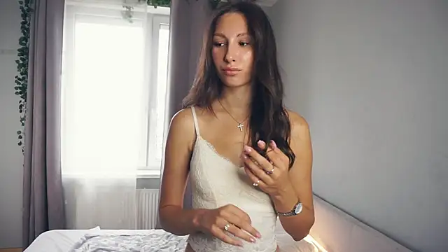 SynthiaTeisberg online show from July 24, 9:51 am