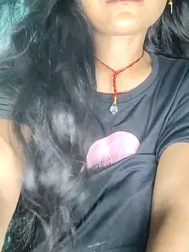 saniya-mirza7 online show from July 11, 4:32 pm
