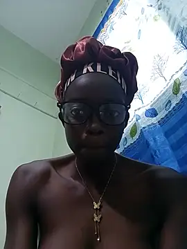 Snapshot of Bellahmin chatting on July 12, 8:27 am Bellahmin online show from July 12, 8:27 am