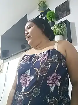 lobita23  online show from July 19, 12:42 pm