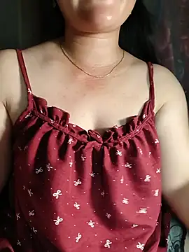 Snapshot of Nganquynh_2k2 chatting on July 13, 3:26 pm Nganquynh 2k2 online show from July 13, 3:26 pm