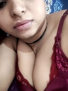 Snapshot of hoti_Komal chatting on July 14, 2:05 am hoti Komal online show from July 14, 2:05 am