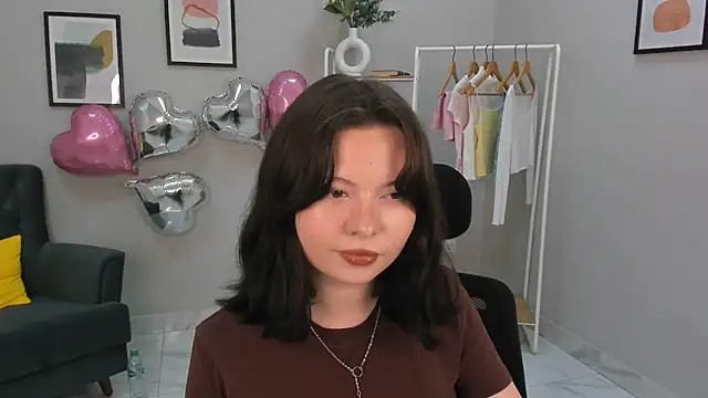 Snapshot of Gloria__Torres chatting on July 14, 1:50 pm Gloria Torres online show from July 14, 1:50 pm