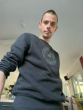Berlin491 online show from July 15, 7:57 am
