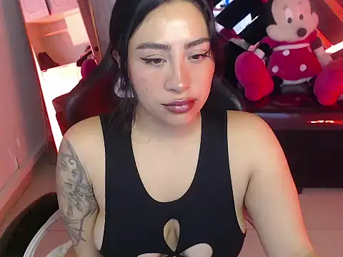 Snapshot of amara_sweet_a chatting on August 3, 1:05 pm amara sweet a online show from August 3, 1:05 pm