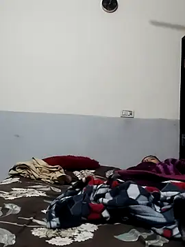 Curvy Bhabhi  online show from July 15, 6:57 pm