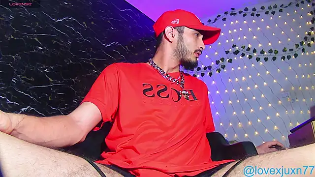 LovexJuxn77 online show from July 21, 2:08 pm