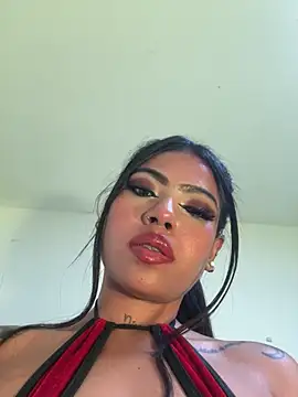 Snapshot of KharolSaiz_ chatting on July 18, 7:23 am KharolSaiz online show from July 18, 7:23 am
