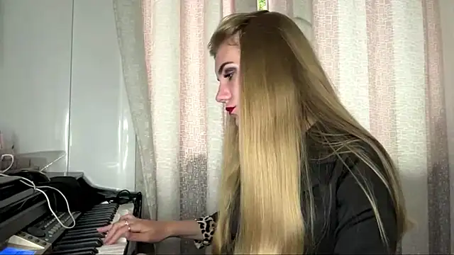 MargariteGibes online show from July 24, 11:25 pm