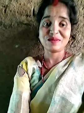 Simran Love143 online show from July 19, 5:44 am