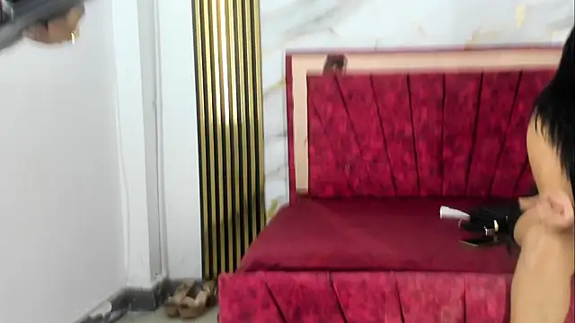 Snapshot of hotmommy_Maia chatting on July 16, 4:40 am hotmommy Maia online show from July 16, 4:40 am