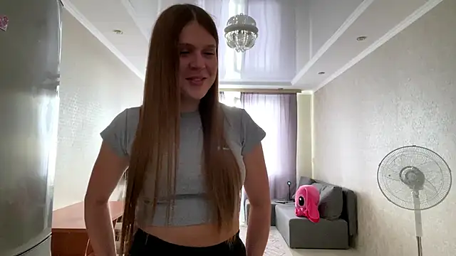 Snapshot of NikiFlaselini chatting on July 19, 1:59 pm NikiFlaselini online show from July 19, 1:59 pm