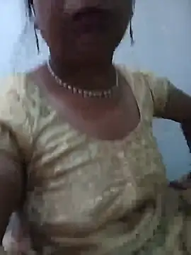 love you baby012 online show from August 1, 11:53 am