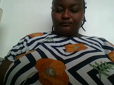 Snapshot of naughty_chubbyv chatting on July 18, 11:14 am naughty chubbyv online show from July 18, 11:14 am