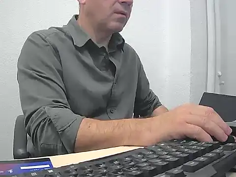 gabriel9  online show from May 8, 7:46 am