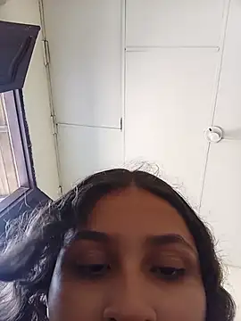 Lia Foz online show from July 18, 8:01 pm