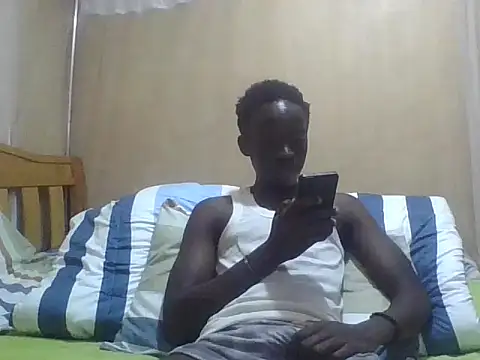 Snapshot of myles_erqt chatting on July 23, 10:19 pm myles erqt online show from July 23, 10:19 pm